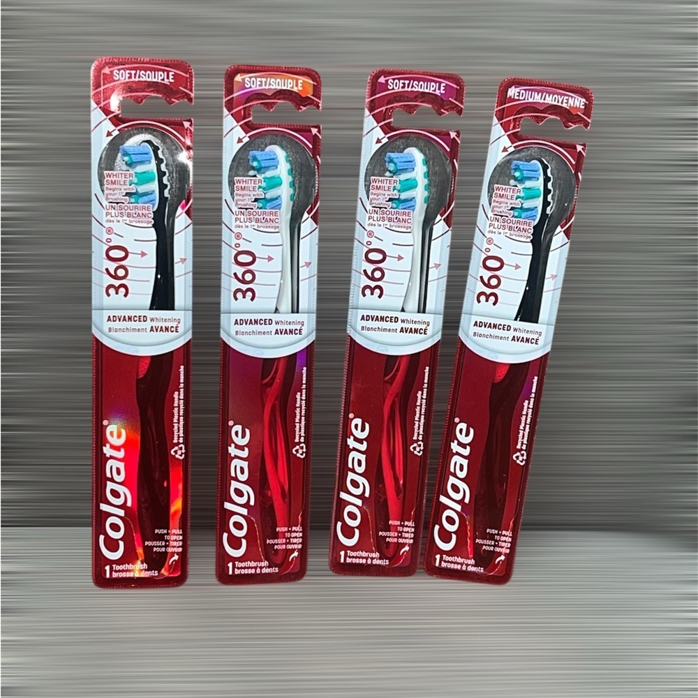 Colgate Red Toothbrush - Soft Bristles